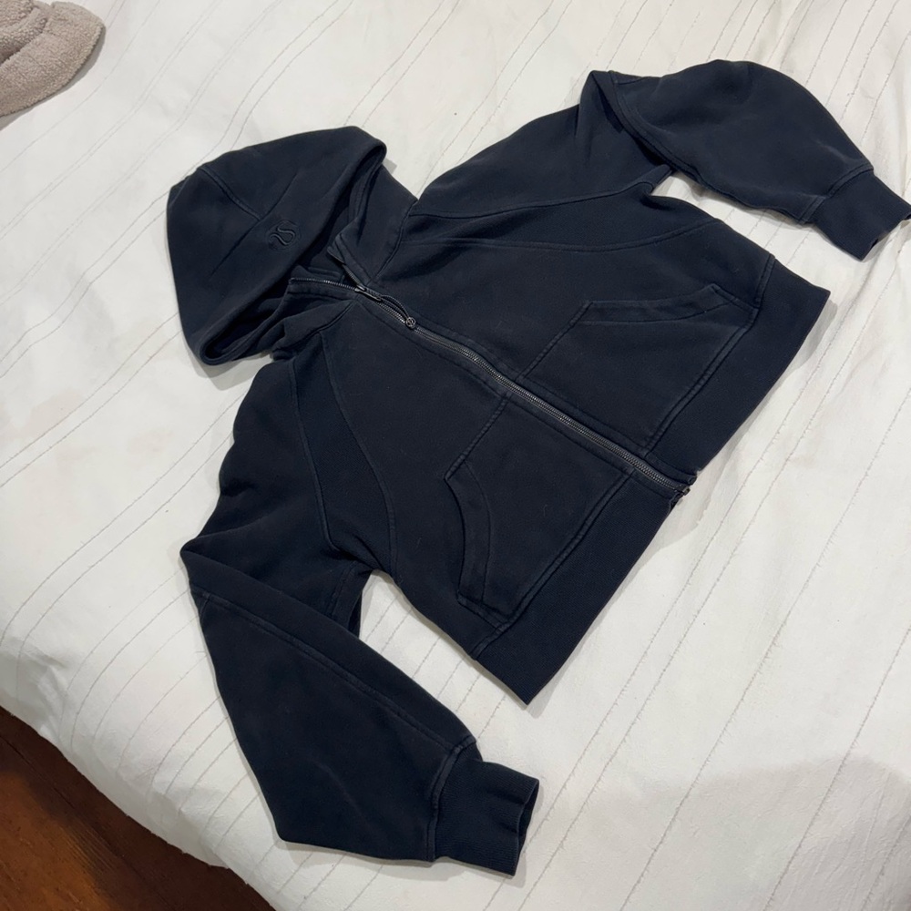Black Oversized Lululemon Scuba Full Zip